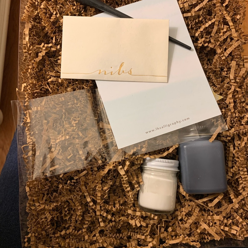 Laura Hooper Calligraphy Set - Picture 7 of 10